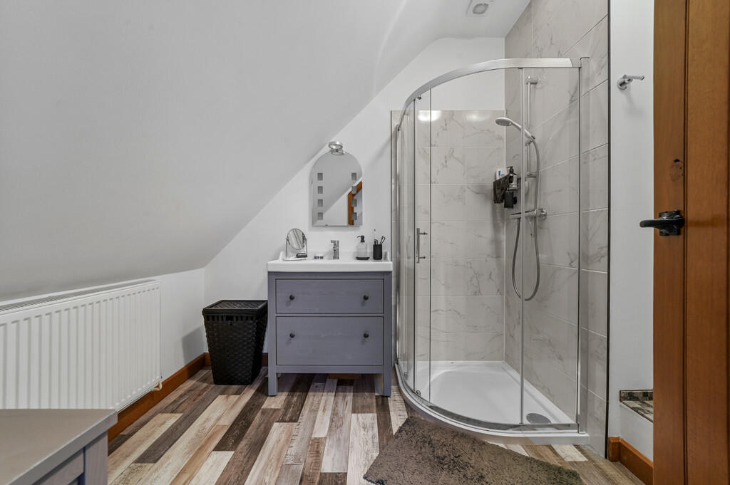 PT-DB(WP)-LaurelL...