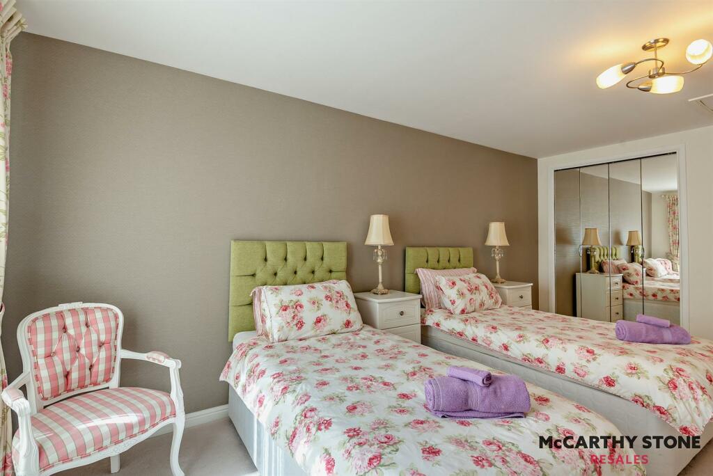Guest Suite
