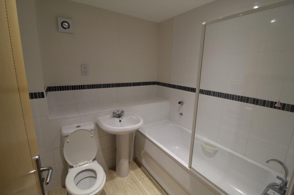 Main bathroom