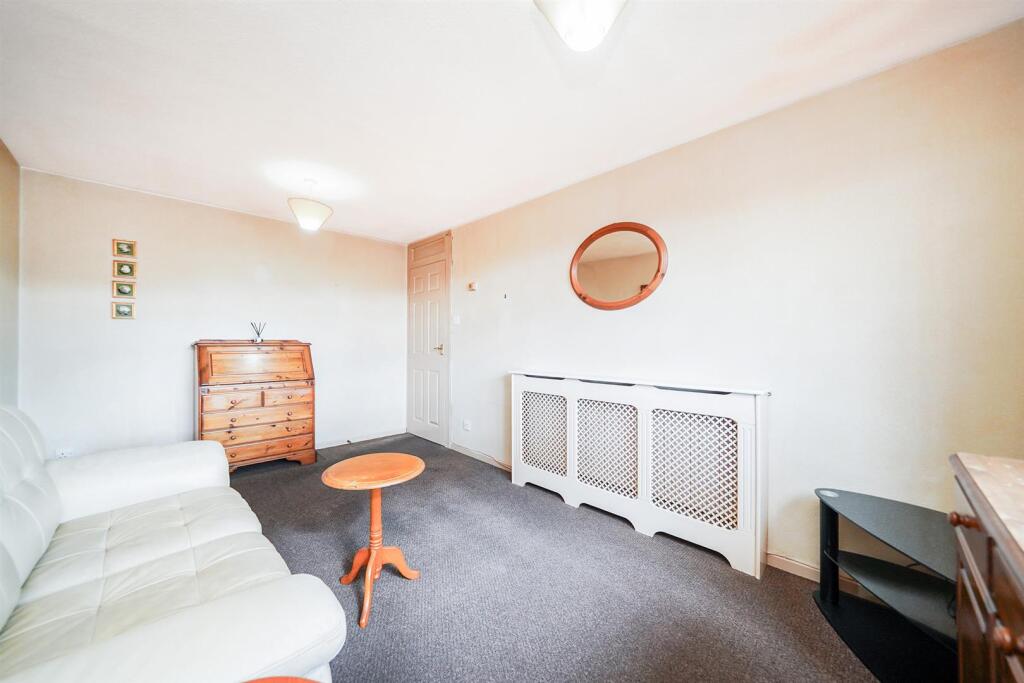 47 Stapleford Close-7_web.jpg
