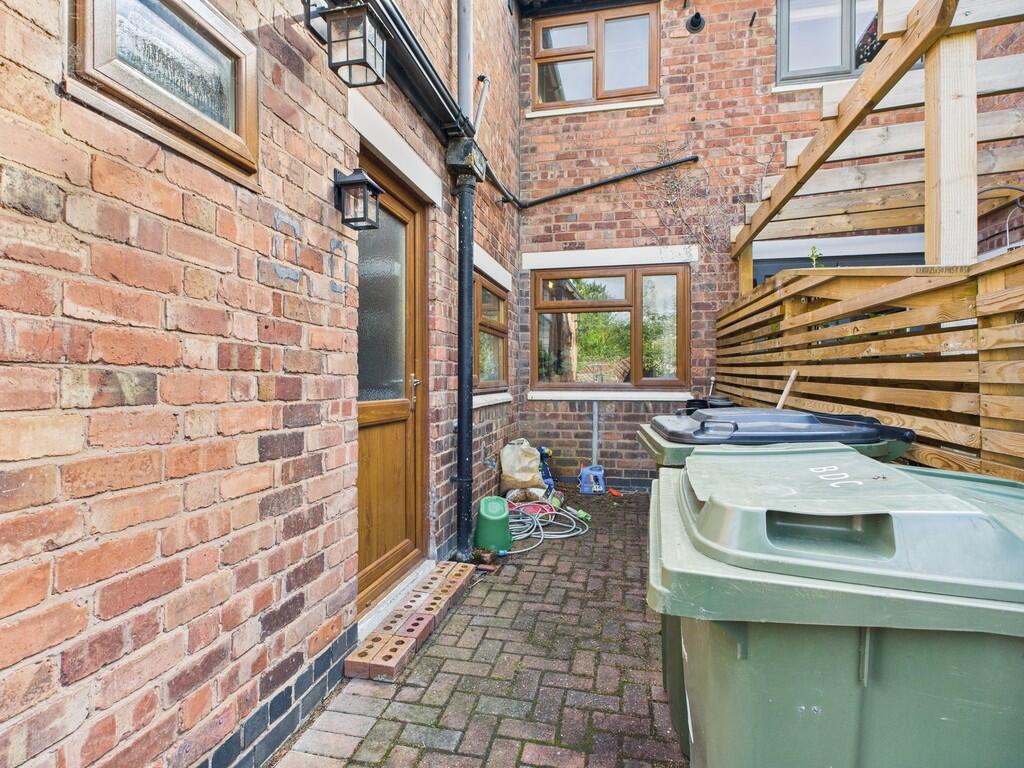 CAM04578G0-PR0028...