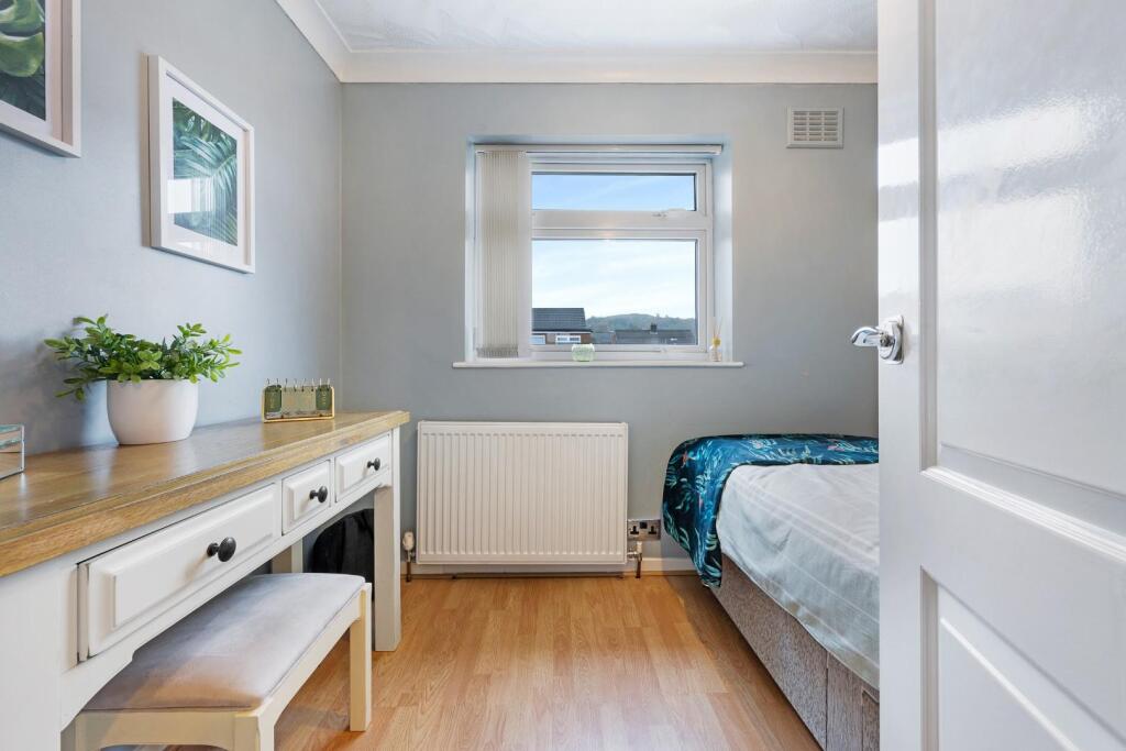 38 Broadstone Road HDR-10.jpg