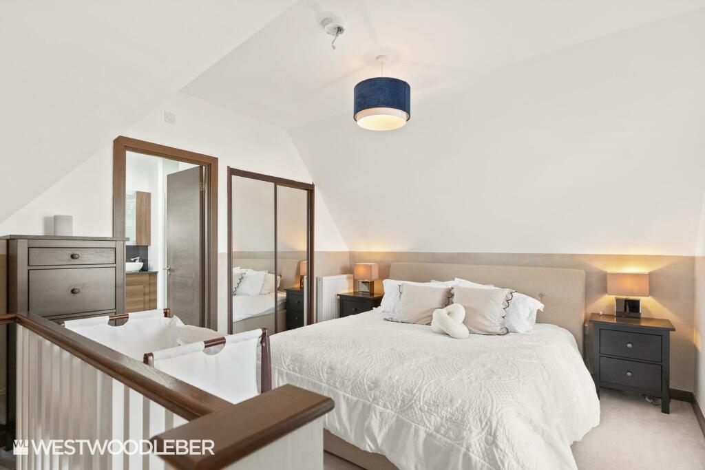 HummerstonClose_6.jpg
