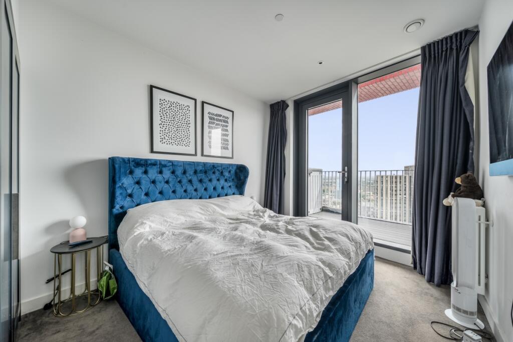 1339565-17-6895e0...