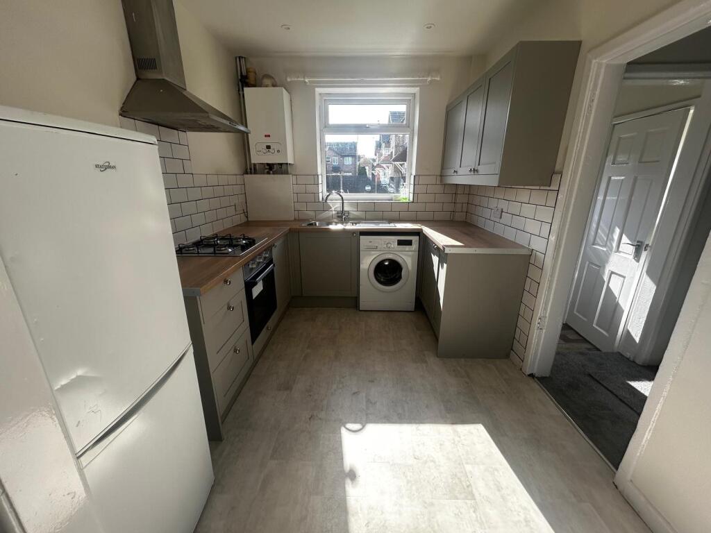 Kitchen 2