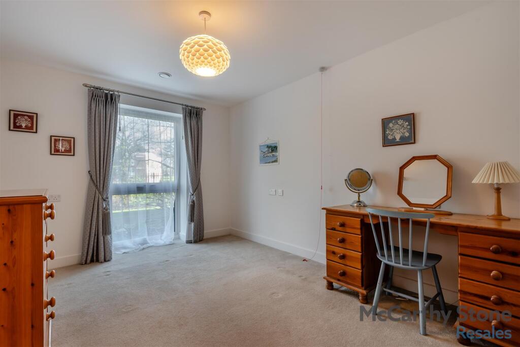 8641826-interior23.jpg
