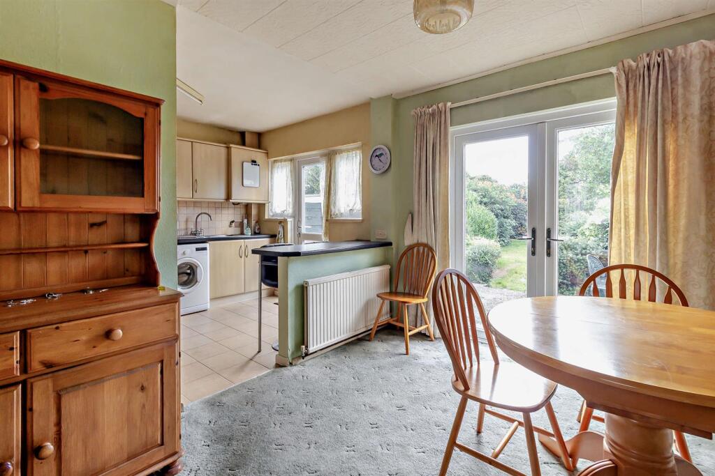 8663871-interior02-800.jpg