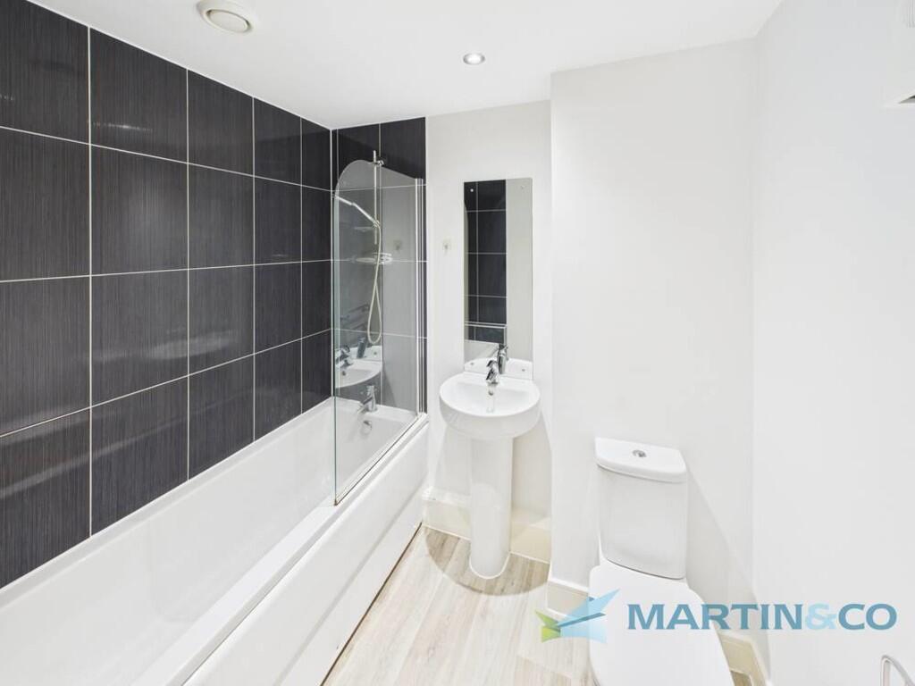 CAM02145G0-PR0078...