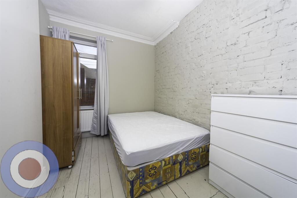 bed3-Edit.jpg