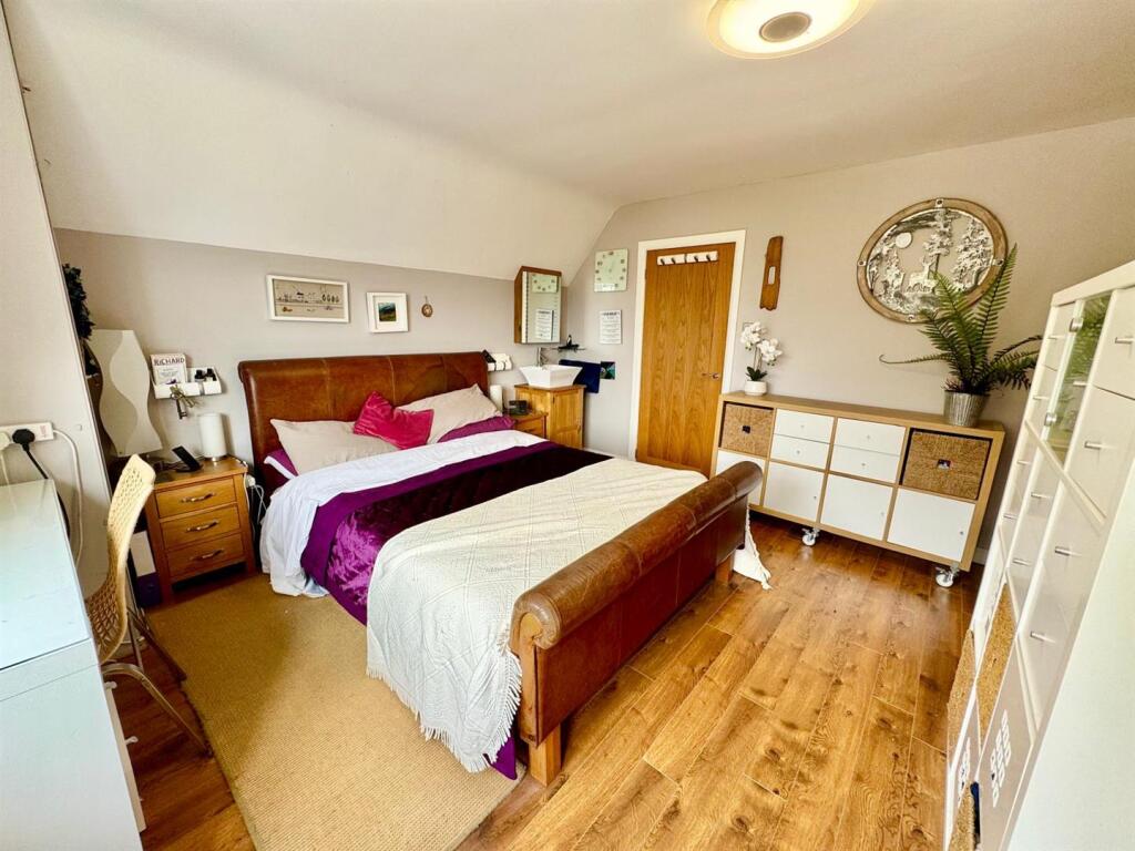 PHOTO-2025-04-07-09-41-02 (14).jpg