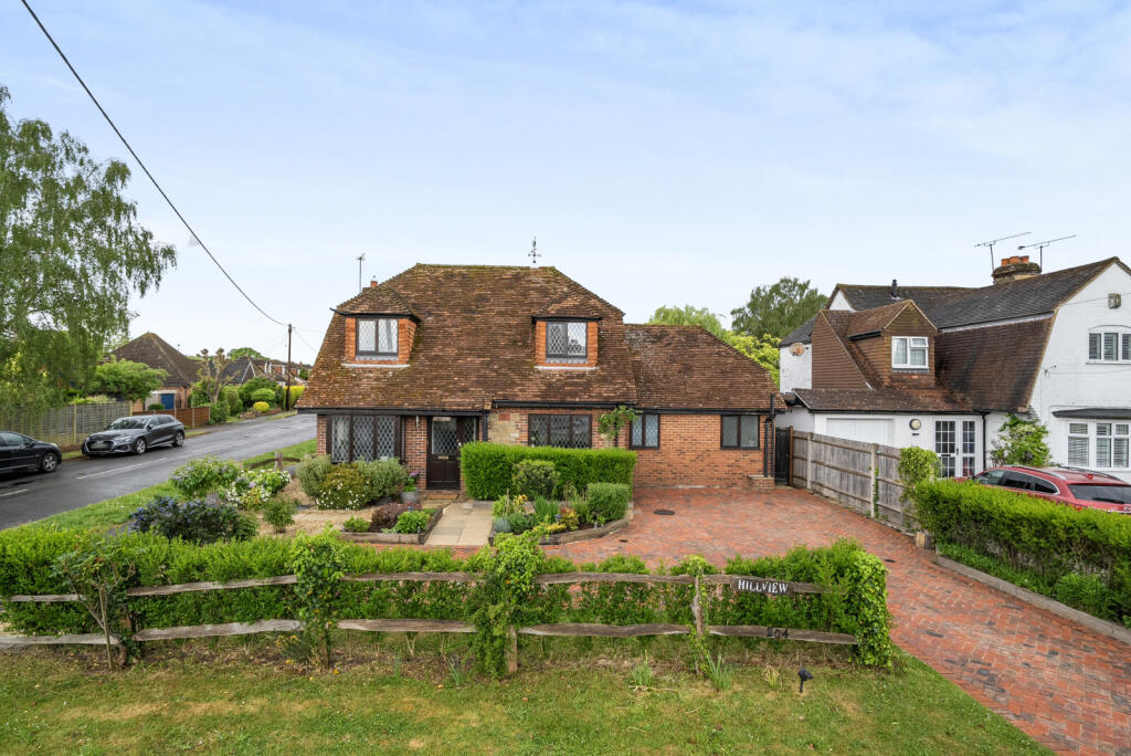 2-6818c4152db47-1...