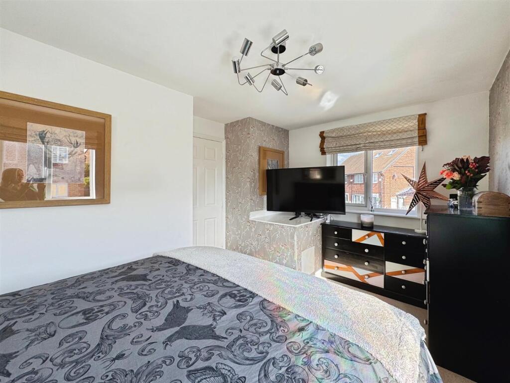 f5deabf4--4199-A0E0-E82D79B6084F-27706-00001210E41