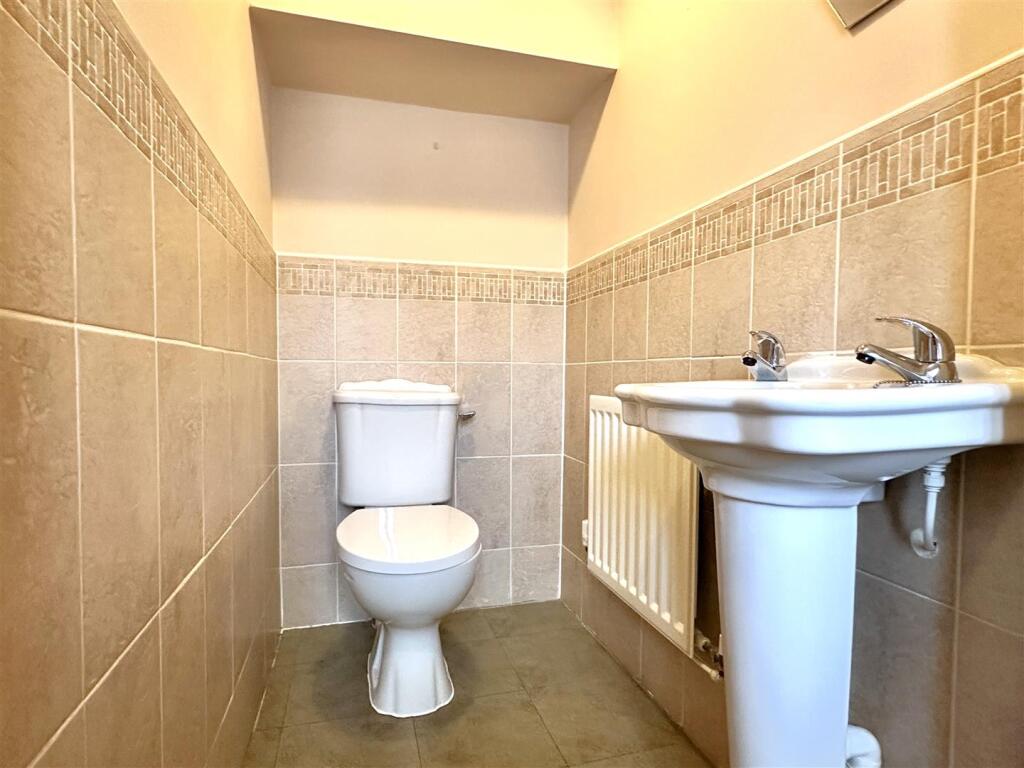 Ground Floor W.C 356