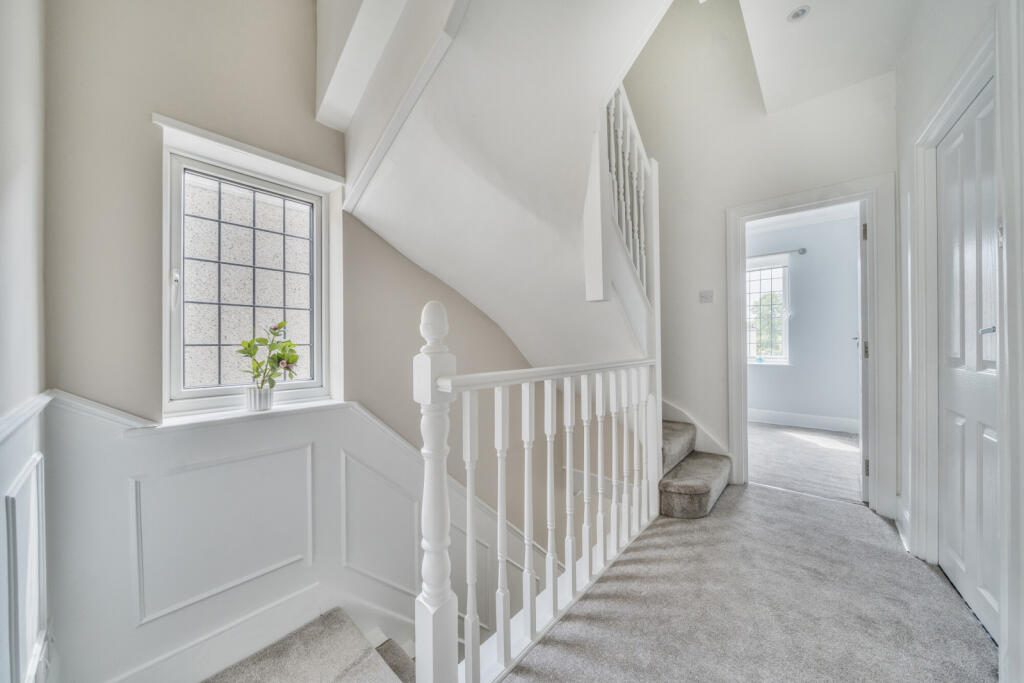 1295533-24-682b2a...