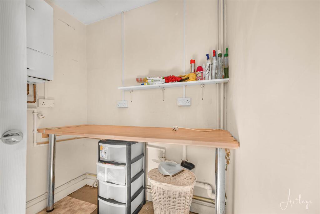 Utility room/laundry room