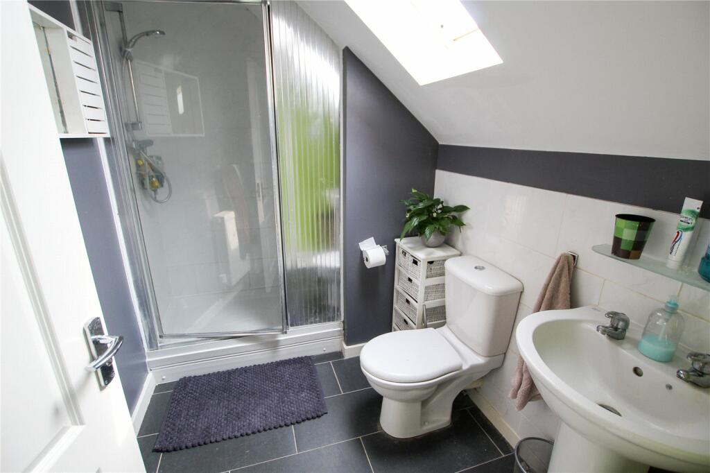 Ensuite.