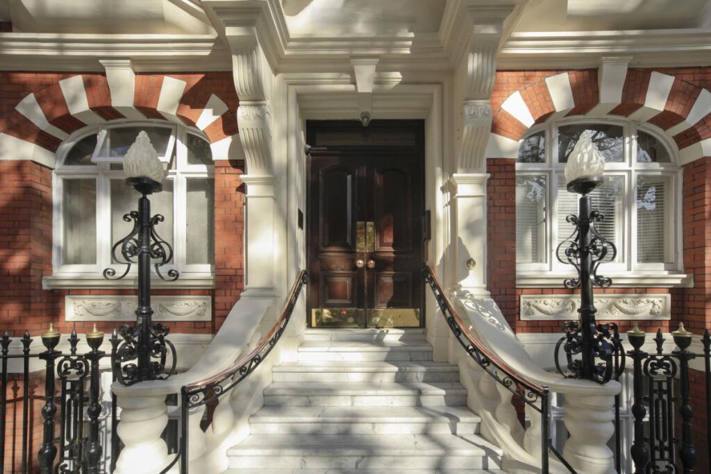 e_MG_8895_2_edite...