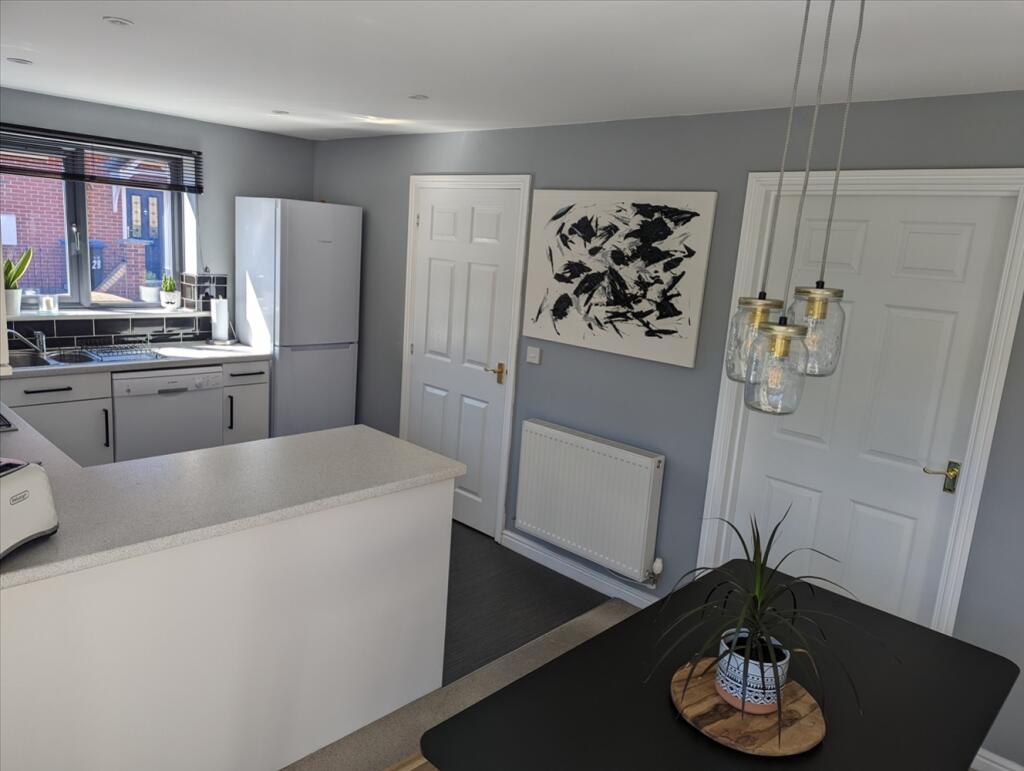 DINING KITCHEN