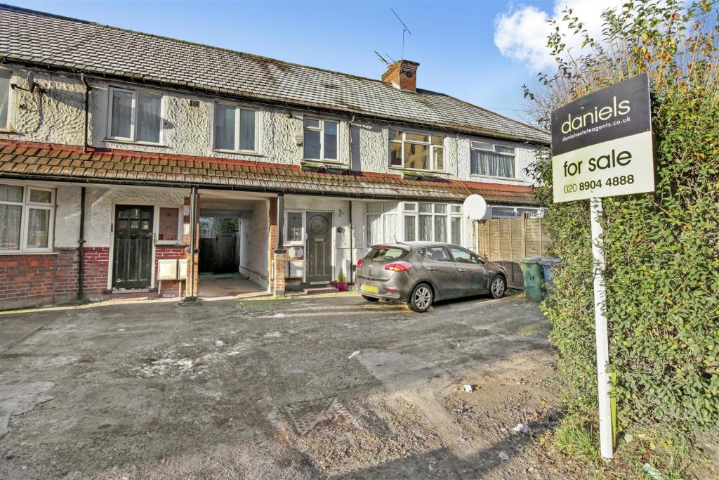 300 Harrow View - JWWwlNzsOJB6CEisvTgX.jpg