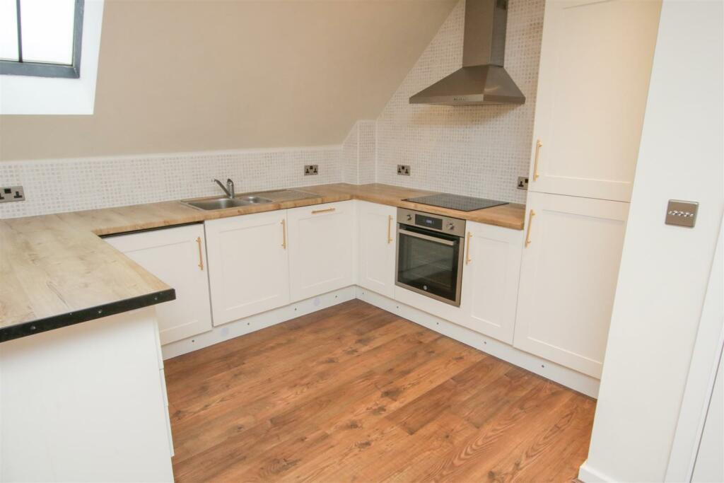 OPEN PLAN LIVING DINING KITCHEN