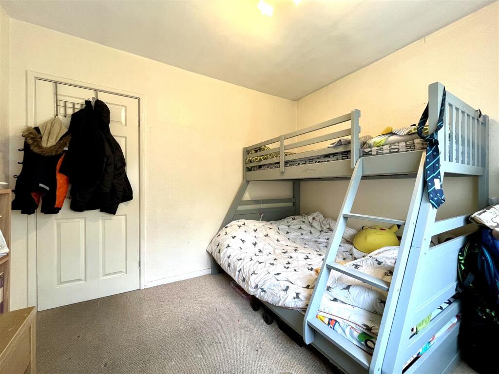 Bedroom 2 Aspect 2