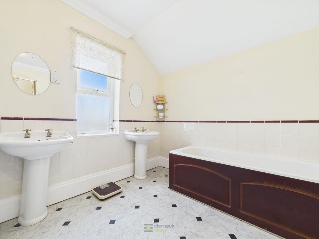 Ensuite Bathroom