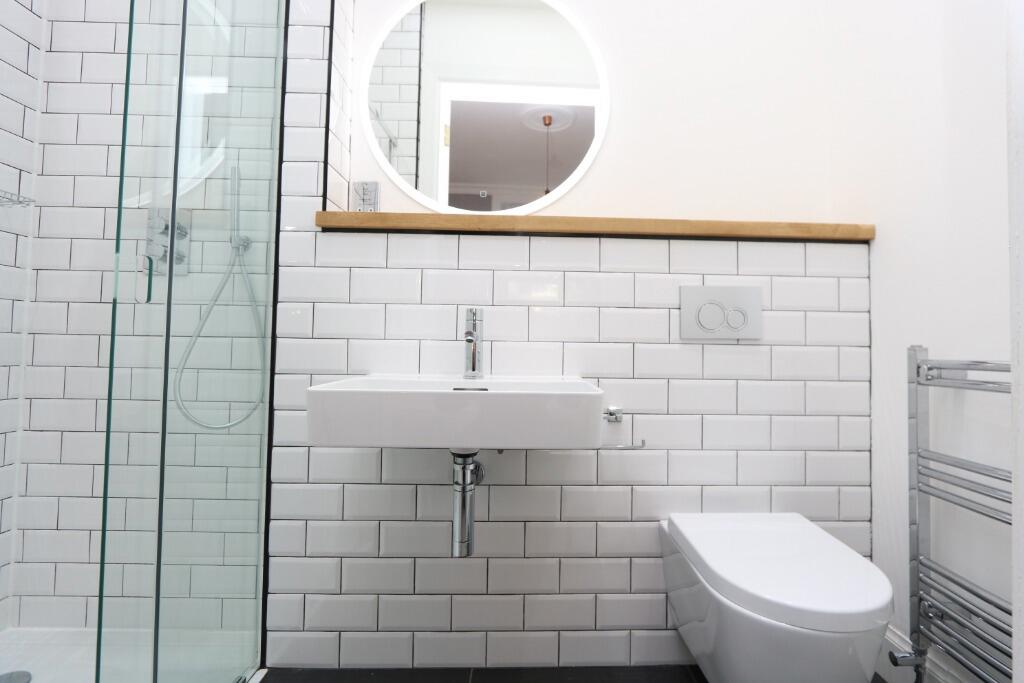 16_16699772711114.JP