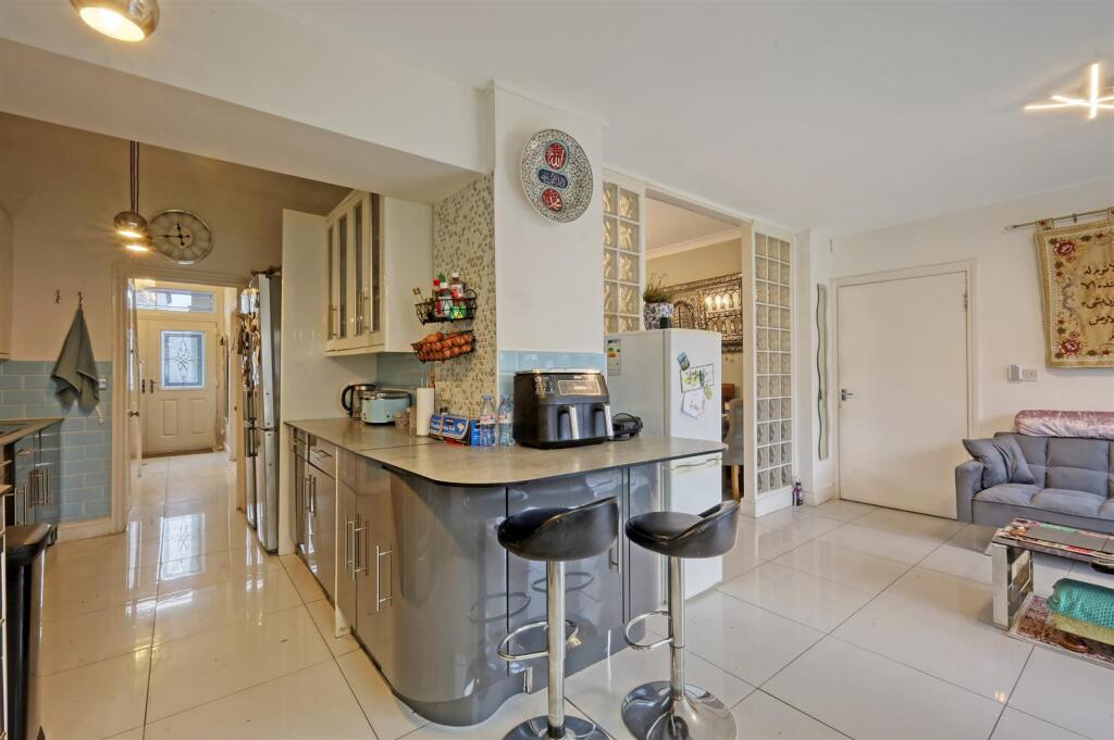 Kitchen/Sitting Room