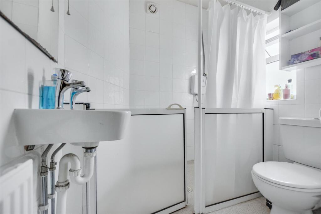Bathroom.jpeg
