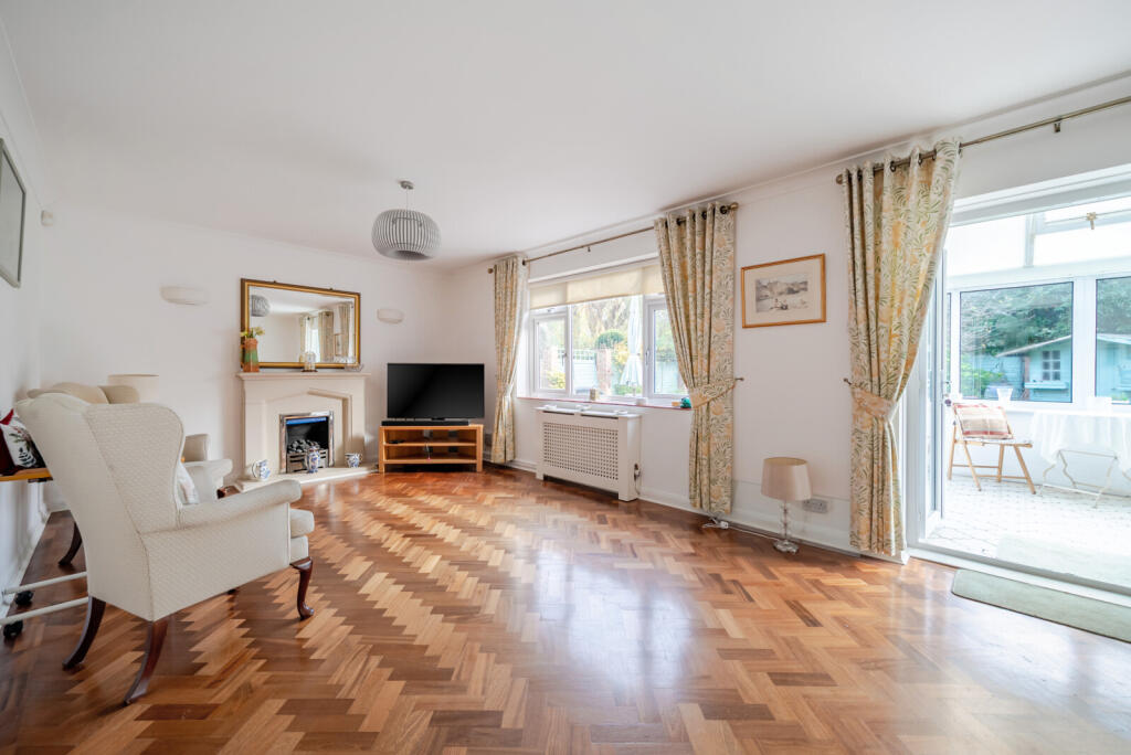 1380655-4-6915f90...