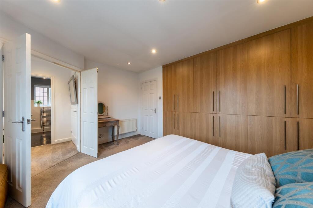 32 Waystead Close-028.jpg