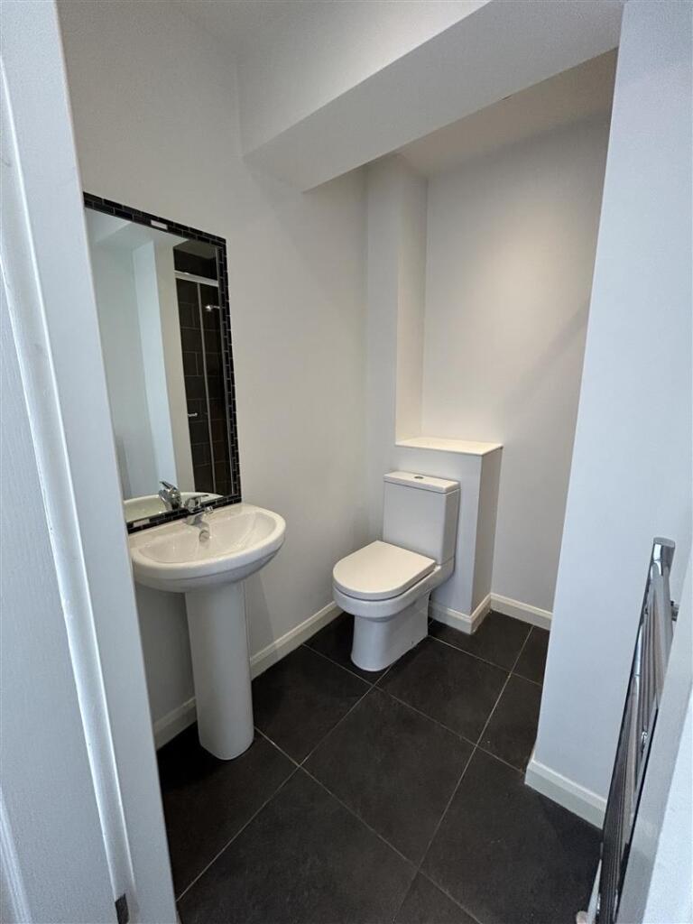 Room 2, Flat 2 Ensuite