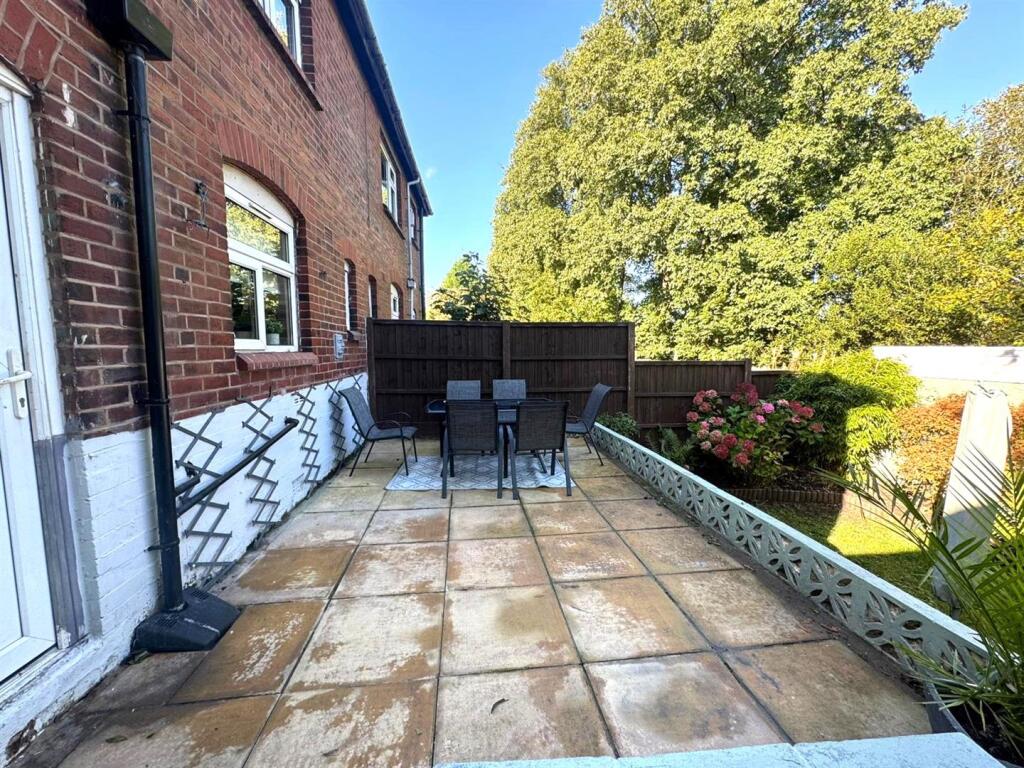 WhatsApp Image 2025-09-26 at 14.00.25 (1).jpeg