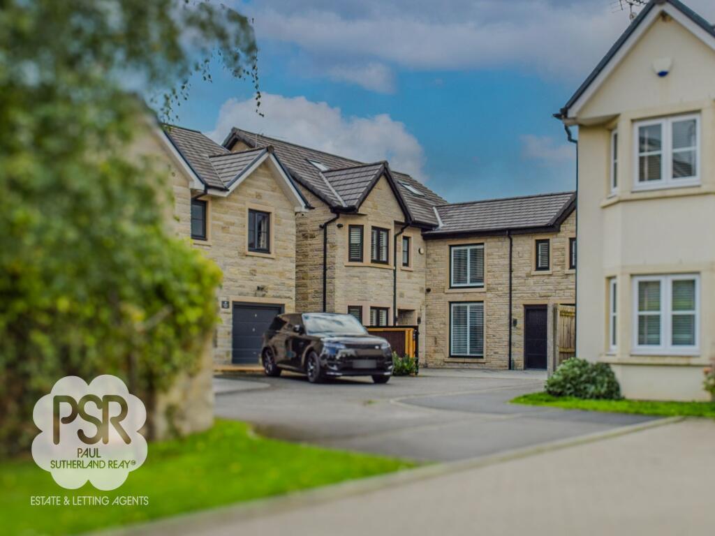 Printers Drive, Strines
