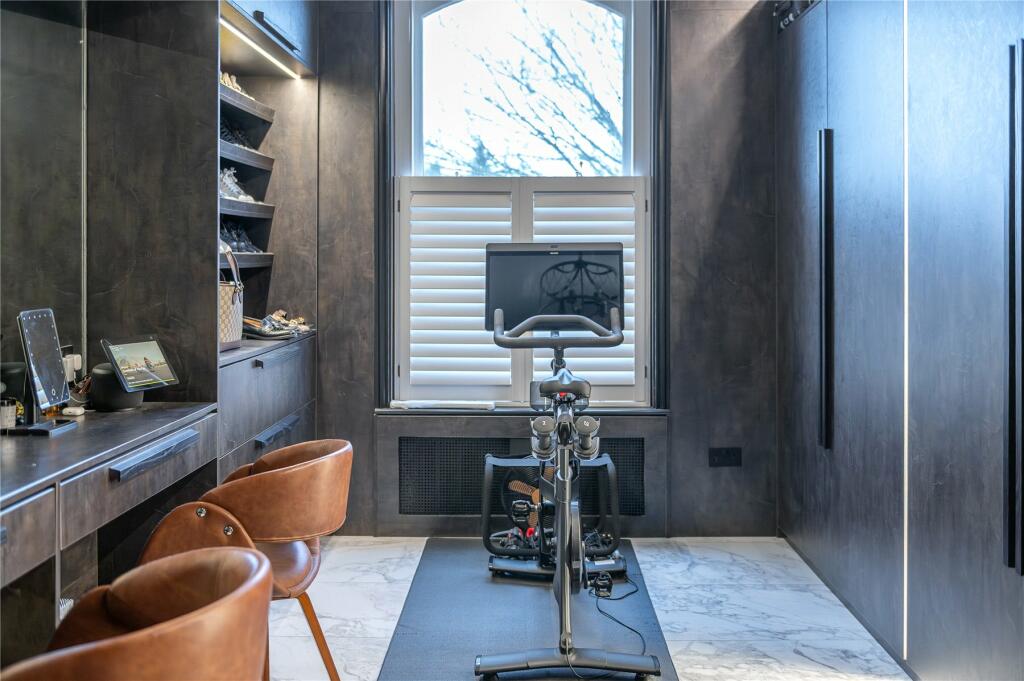 Dressing Room