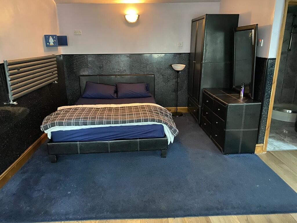 PHOTO-2025-02-26-...