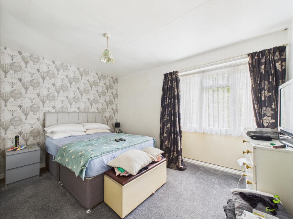 CAM02615G0-PR0094-STILL003