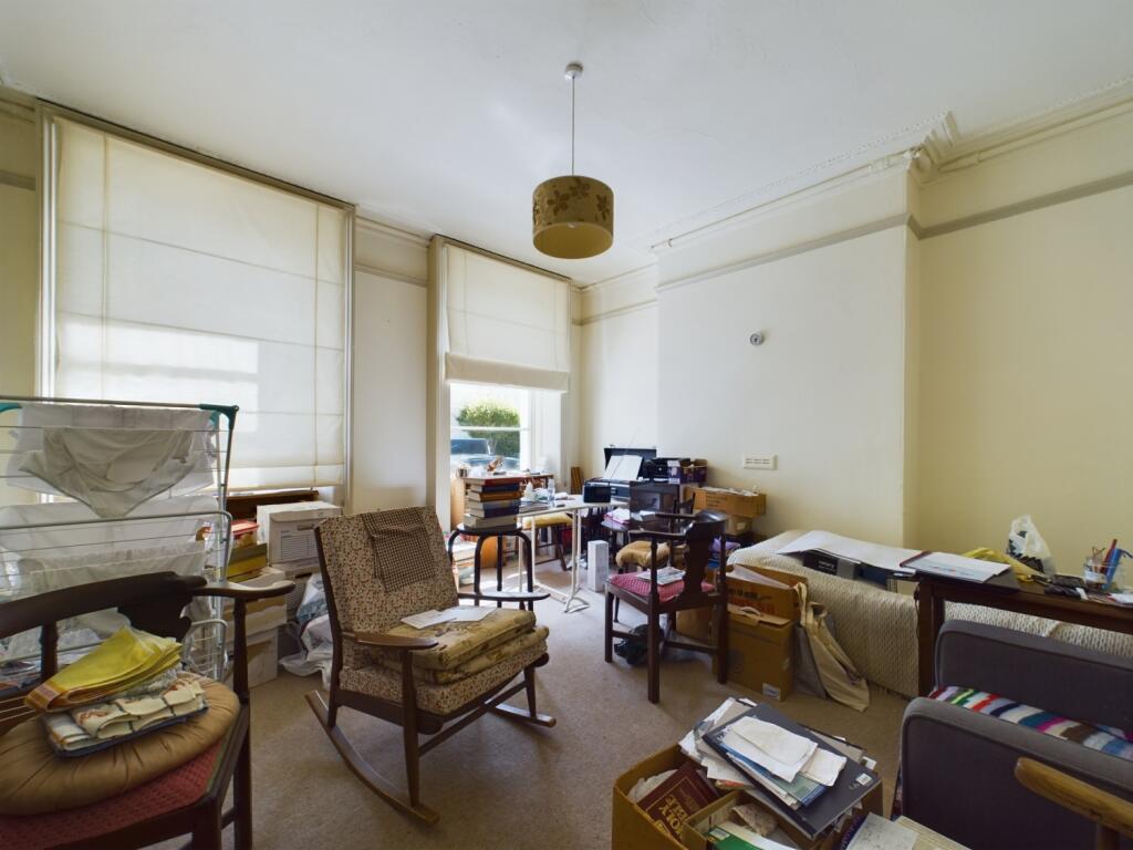 CAM01740G0-PR0247-STILL001