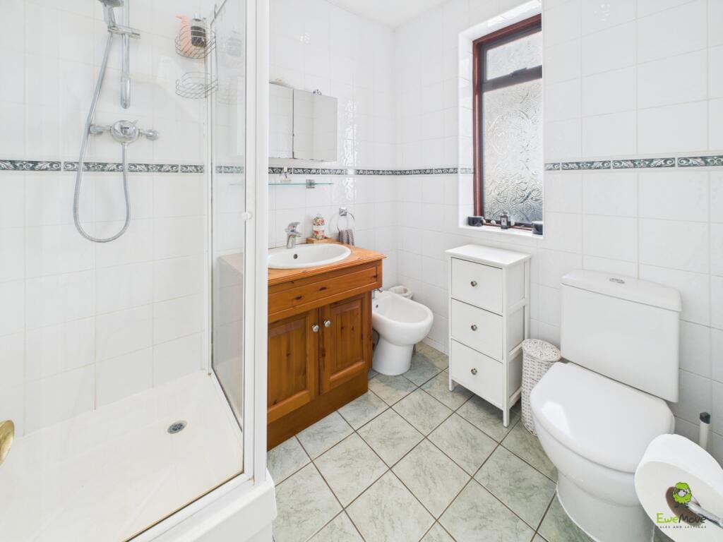 Presented by Clinton Crawford at Ewemove Bexley an