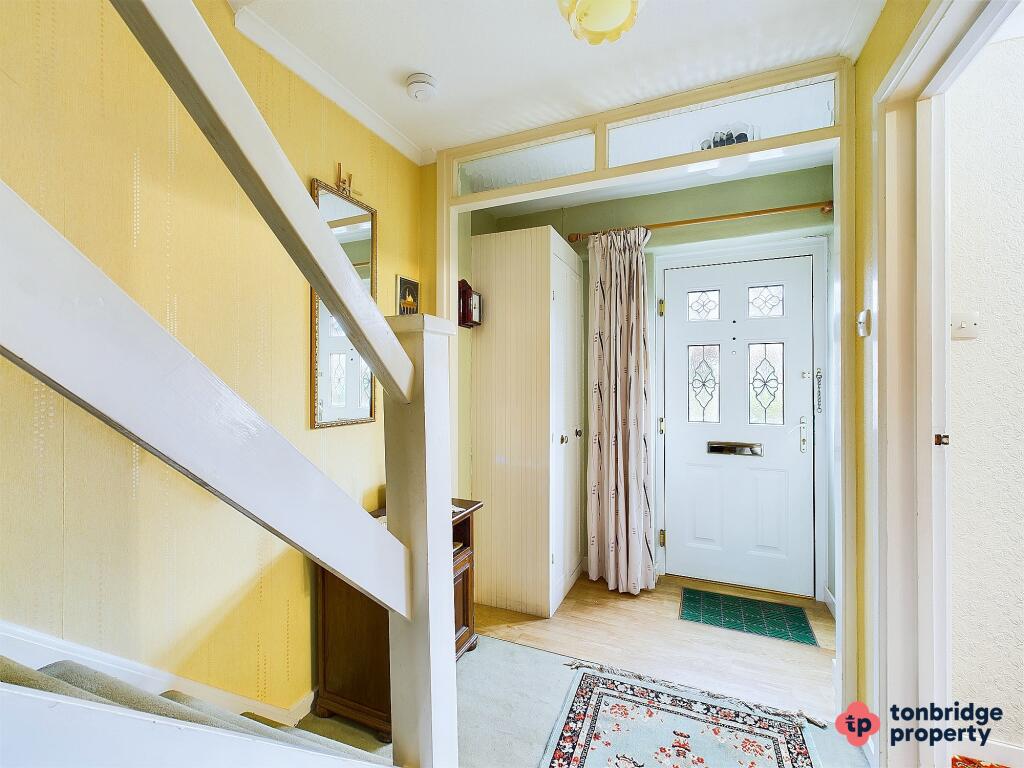 Entrance Branded 003