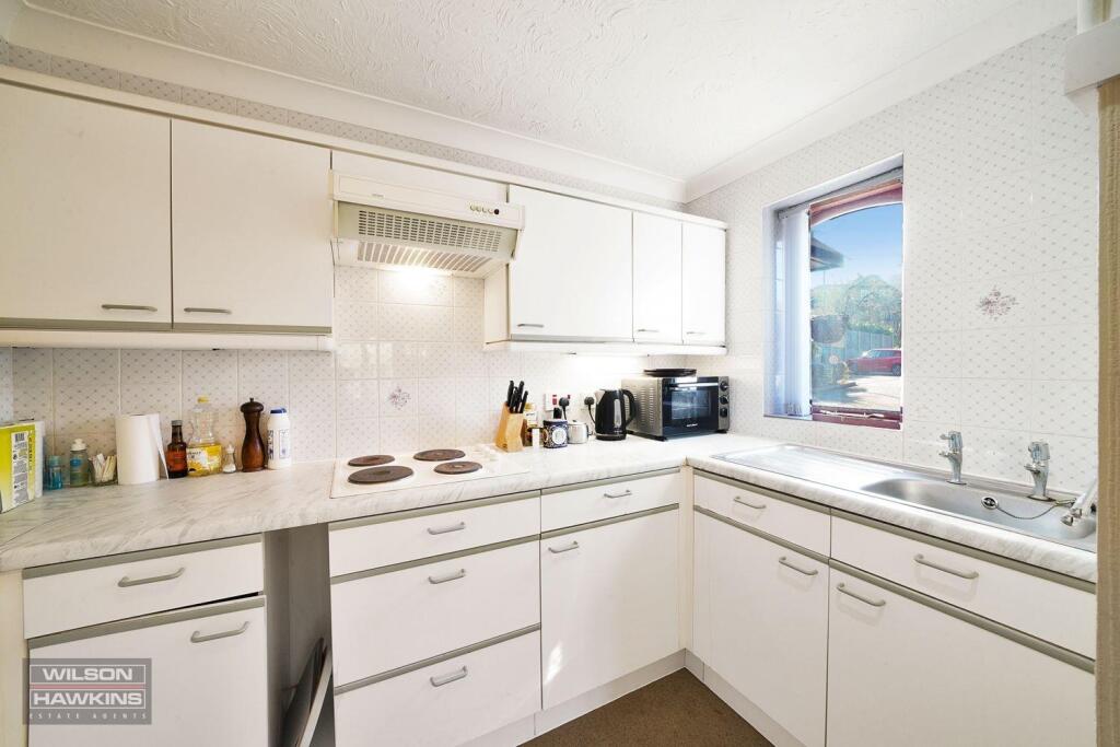 6 Hanbury Court, Northwick Park Road - zAov0oikaQU