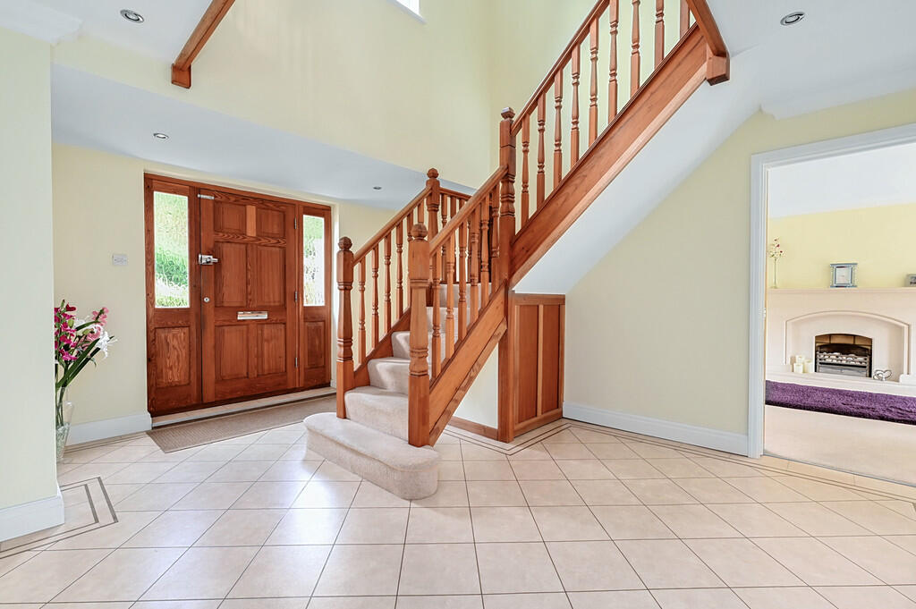 2 Barberry Way (1...