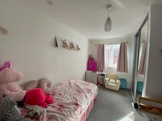 1 turner close 4.jpg