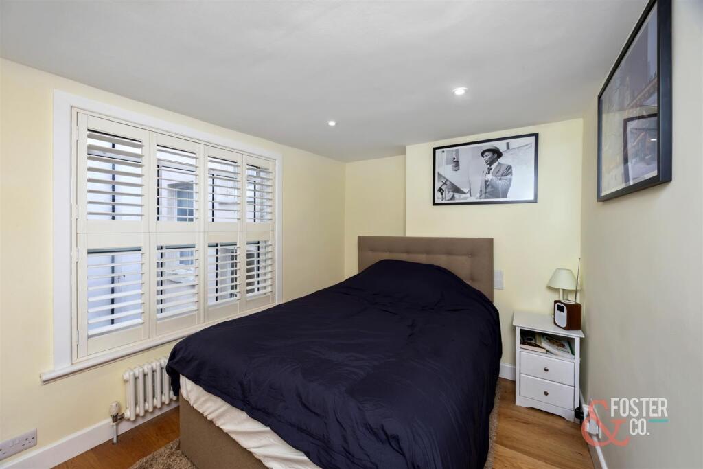 Farman Street, 6-011.jpg