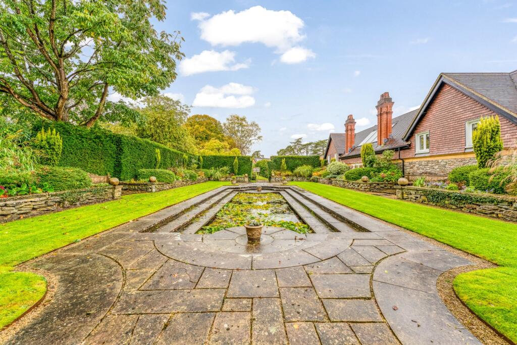 Communal Gardens 