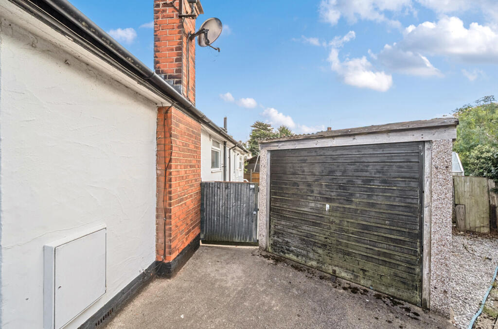 1350209-4-68c020a...