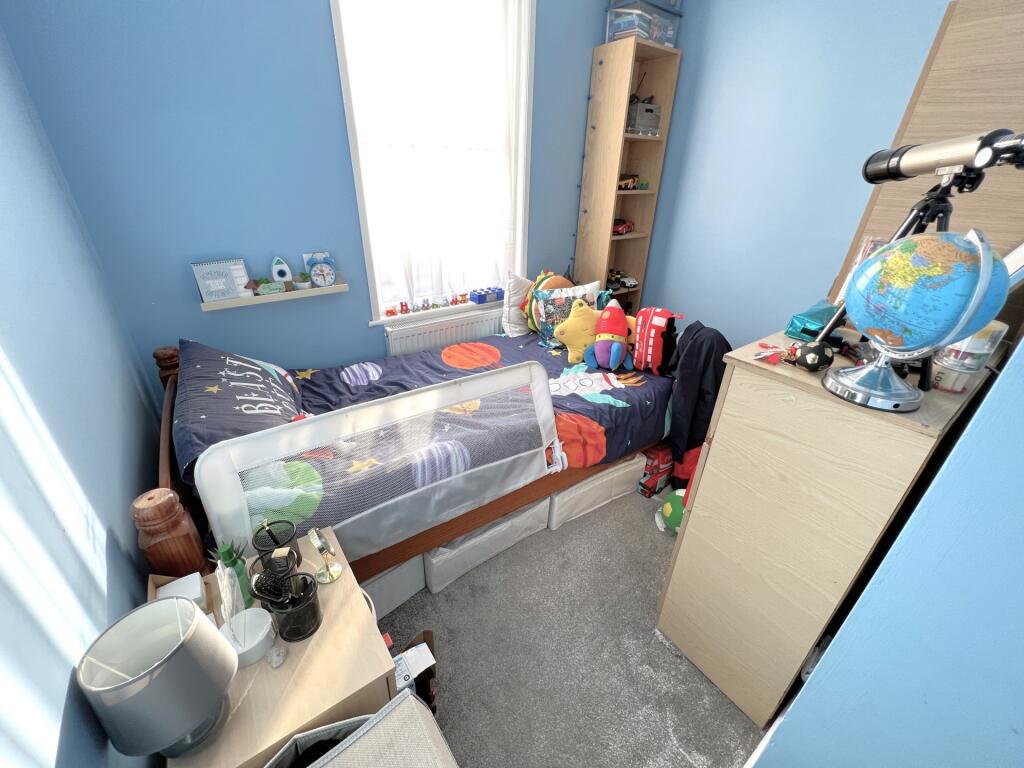 Photo 12