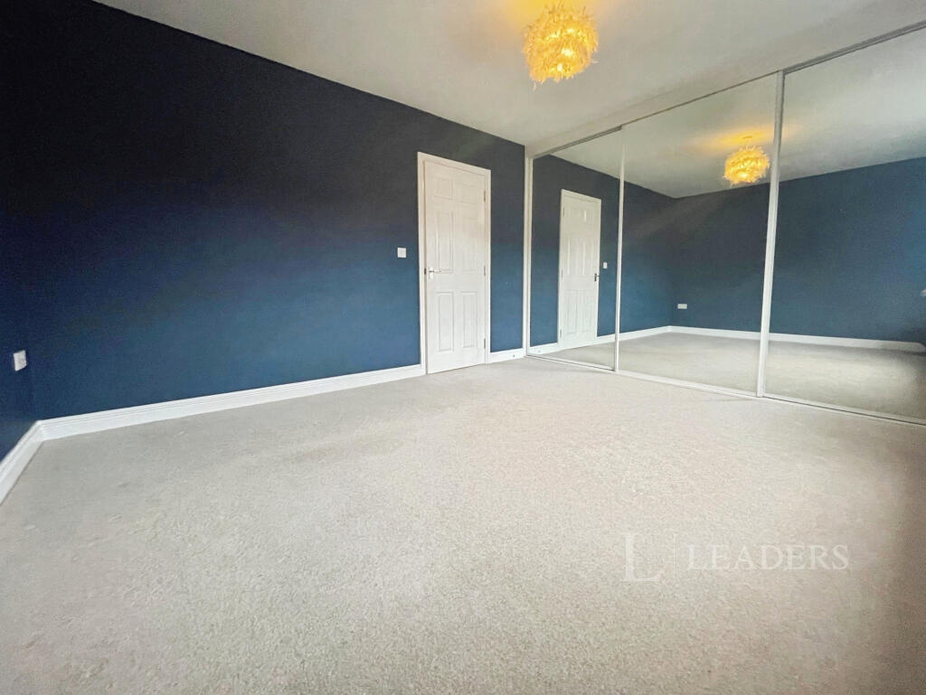 fb255364-bedroom_201