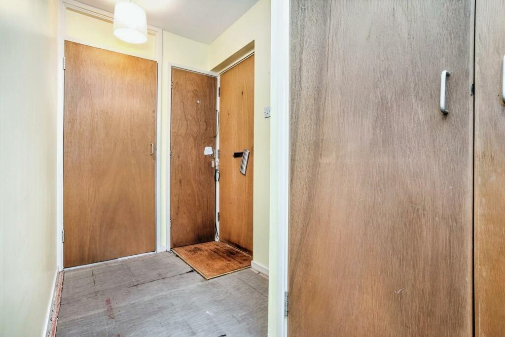 2c368553-Hallway.jpeg