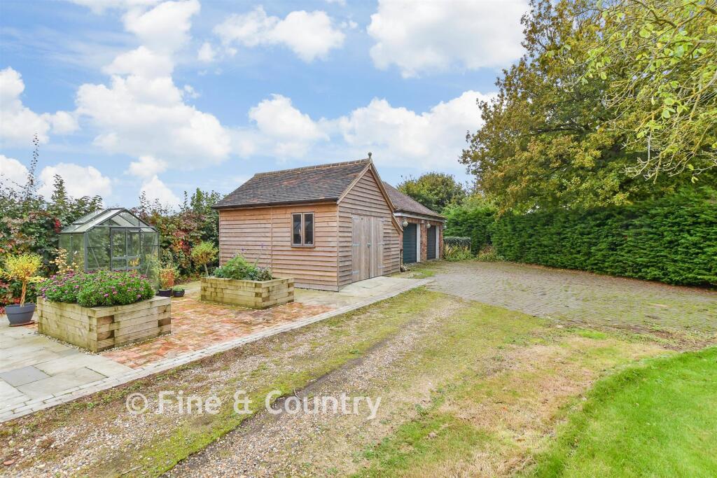 Workshop/Outbuildings